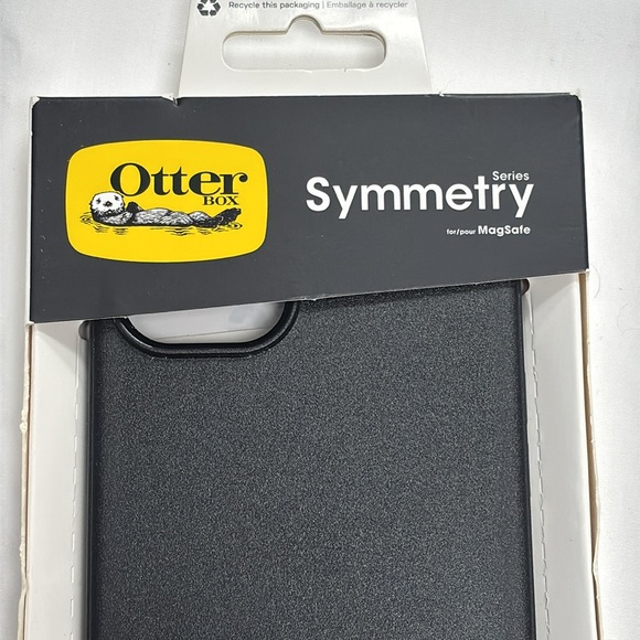 NWT Otter Box iPhone 15 plus 14/plus MagSafe black - Picture 3 of 6